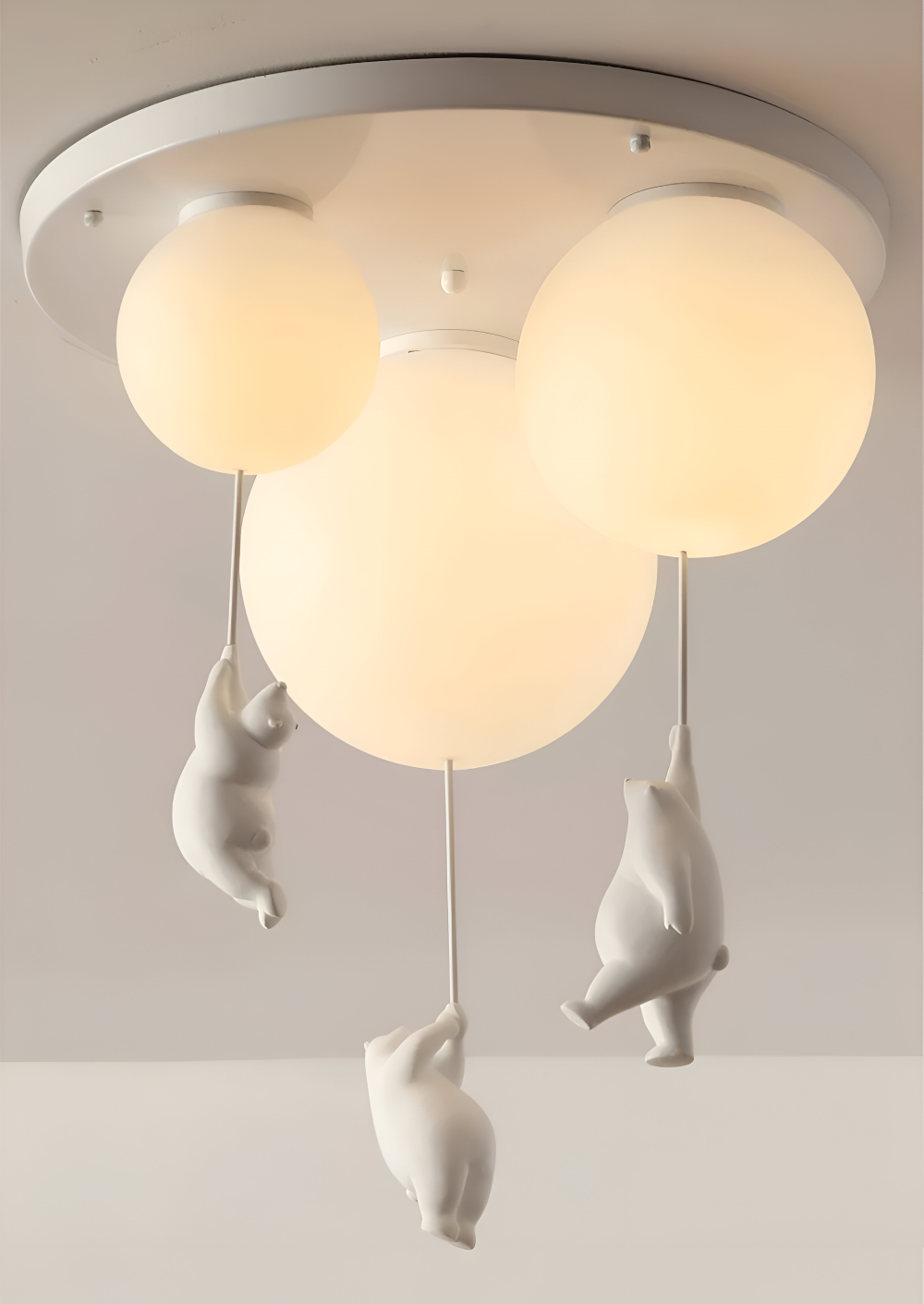 Ballonpendellampe med dyrefigur Glaskugle og skulptur