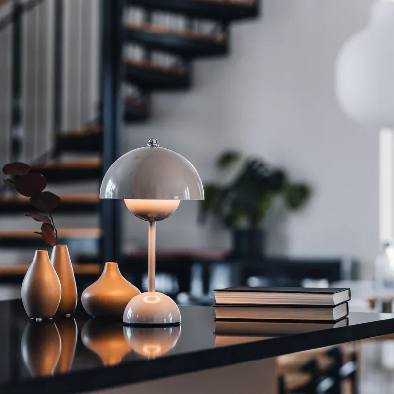 Blomsterpottebordlampe Trådløs LED med dobbelt kuppel