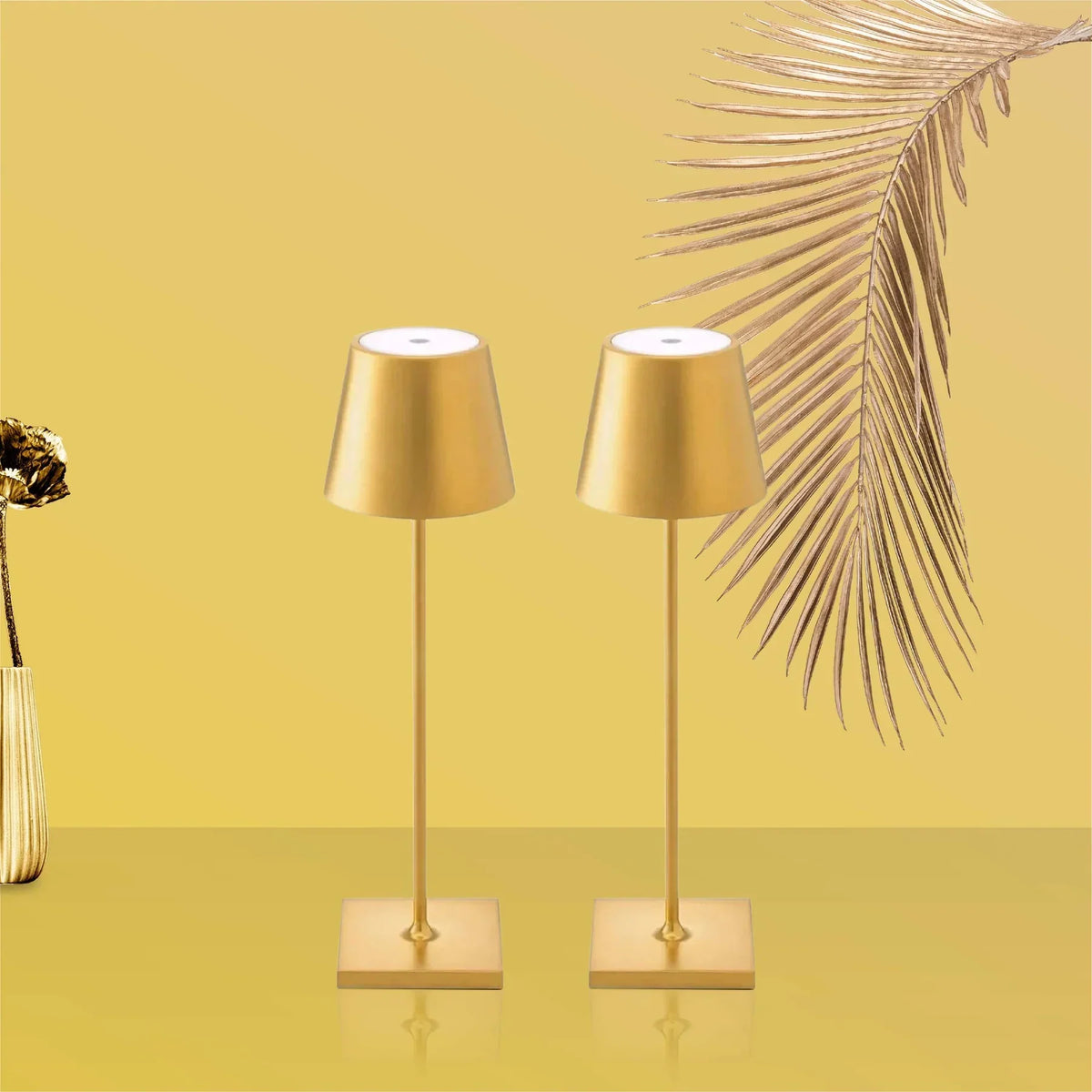 Cordless Table Lamp Waterproof Dimmable Rechargeable for Patio and Bedroom
