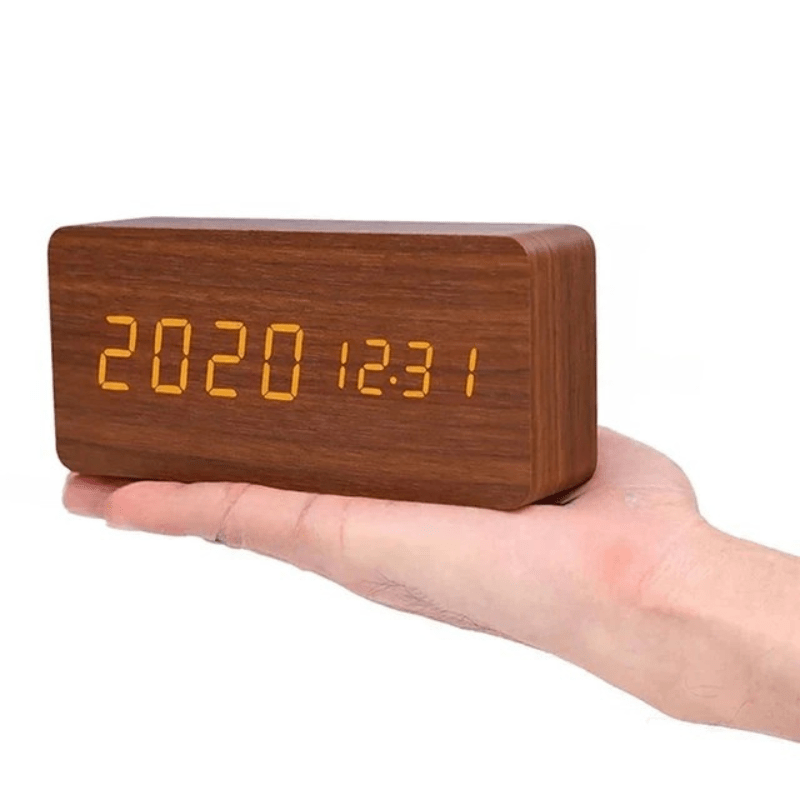 Rectangular digital alarm clock in wood look with LED and temperature display