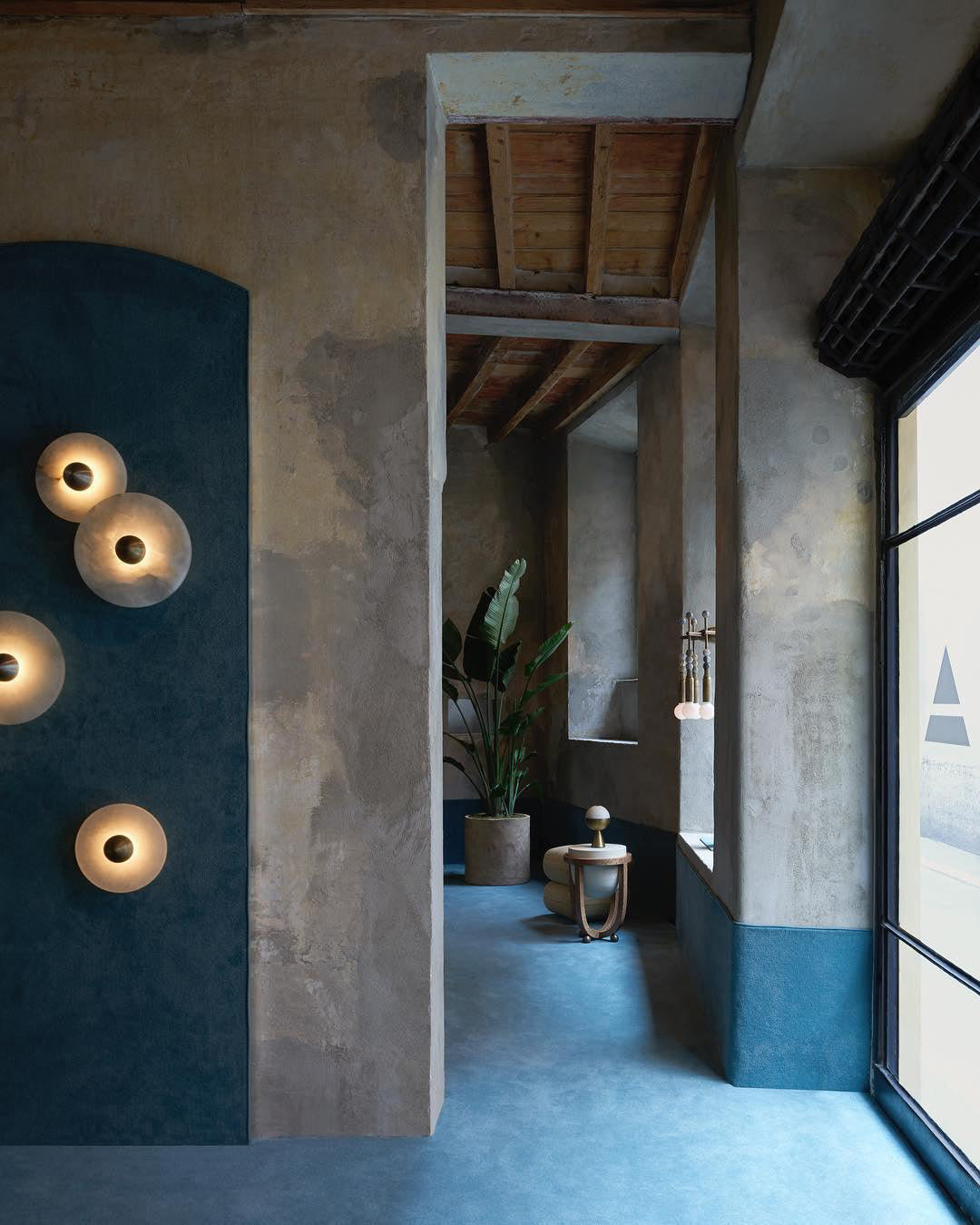 Alabaster Wall Light Natural Stone Disc Integrated LED Dimmable Sconce