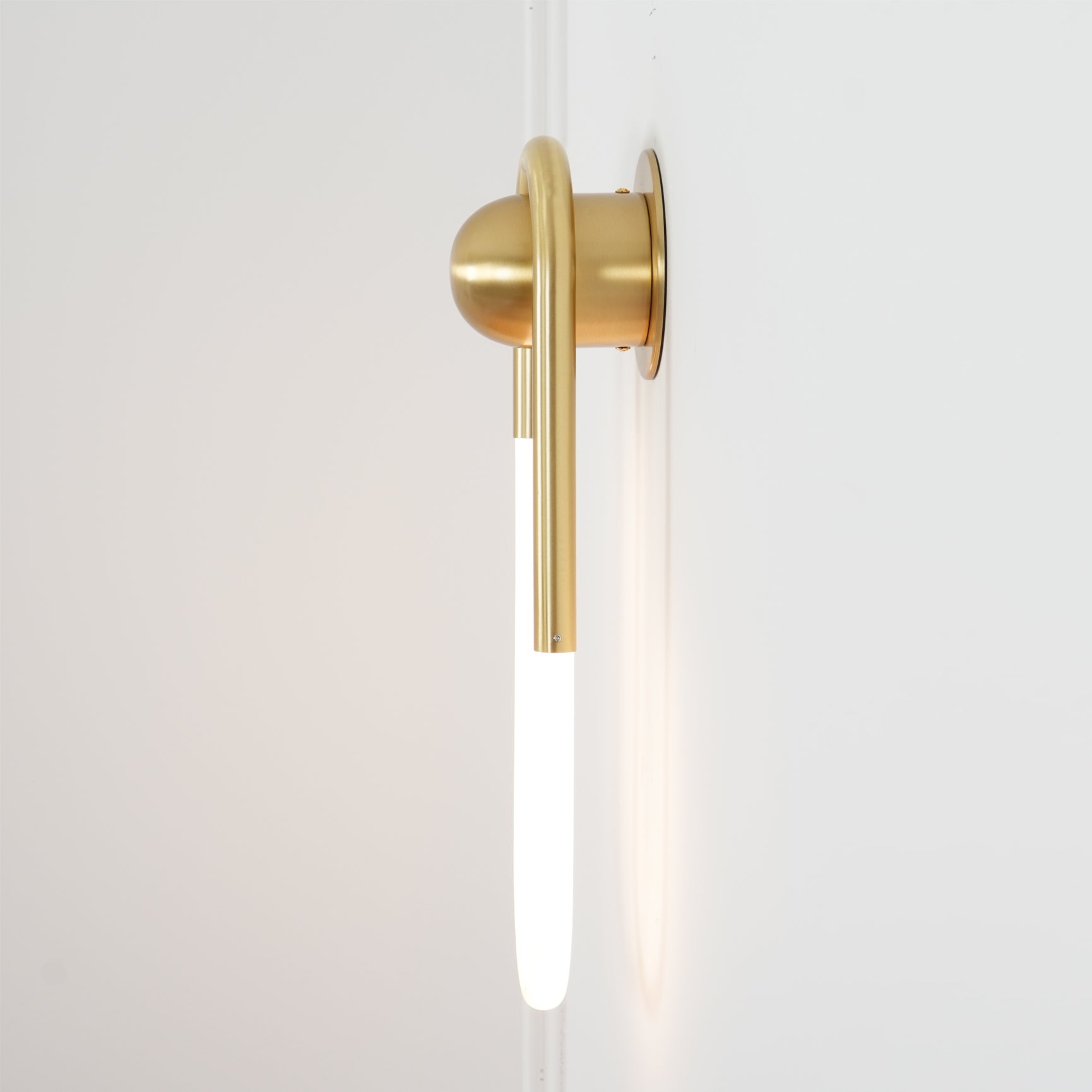 Loop Wall Sconce Brass Integrated LED Dimmable for Hallway and Bedside