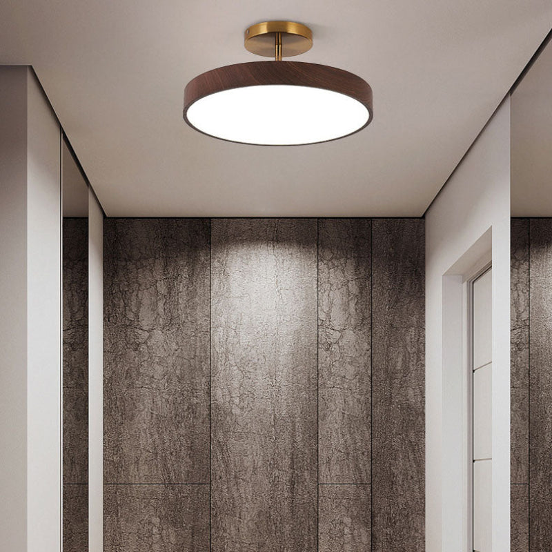 Rund LED-loftlampe i trælook