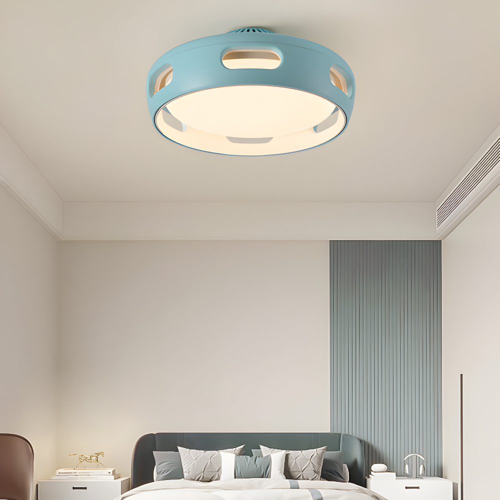 Rund loftslampe i ovale udskæringer og matteret diffuser