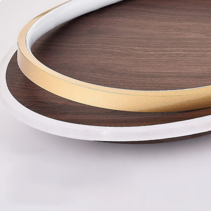 Rund loftslampe i tre lag delt design