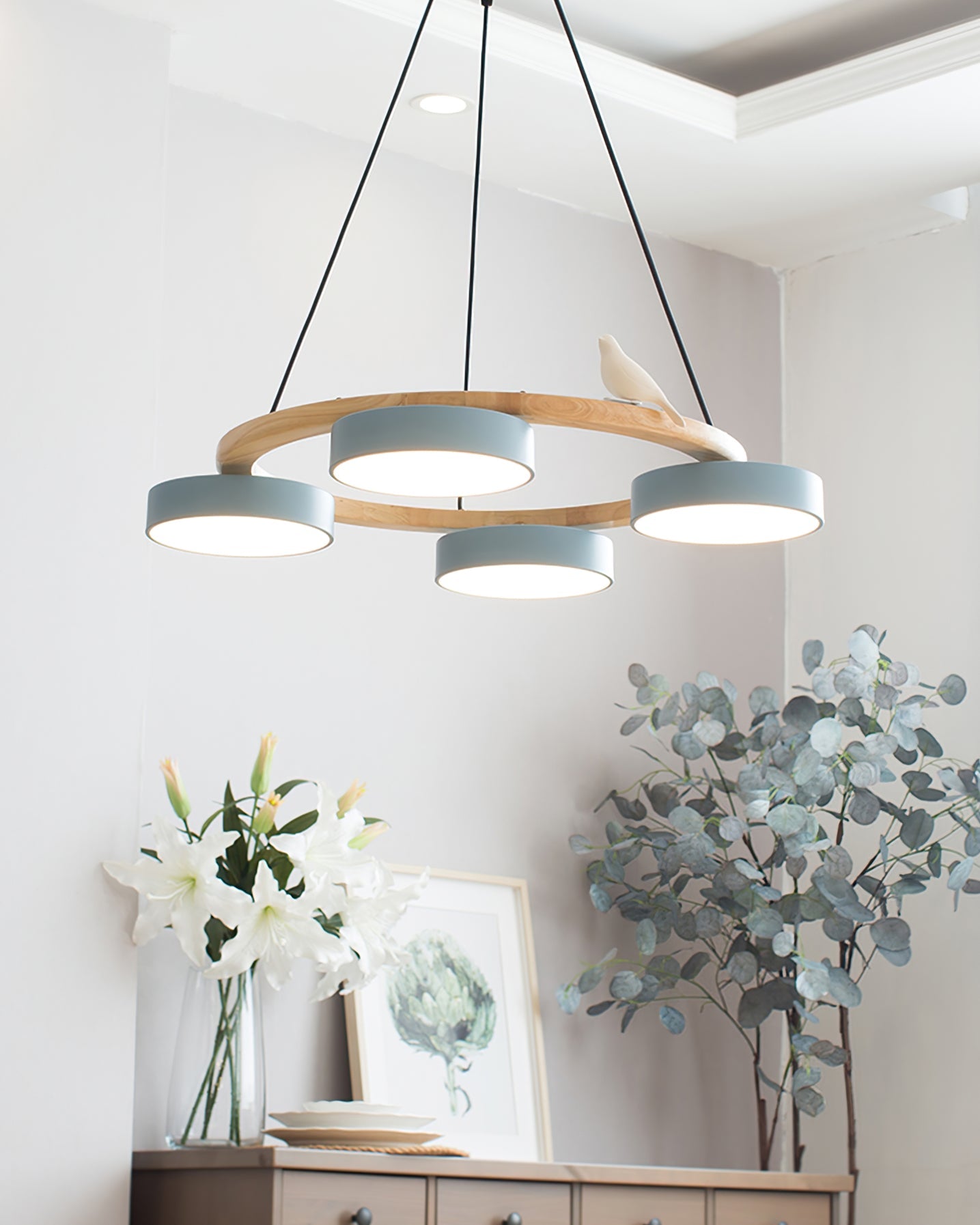 Round Wood Chandelier with Bird Figurines LED Dimmable Dining Room