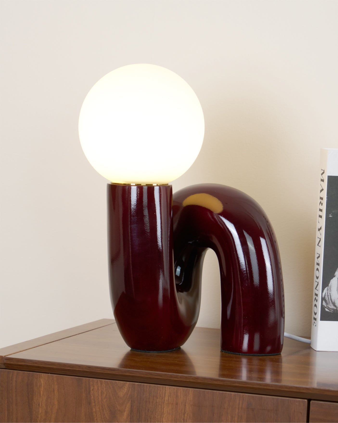 Spiral Glass Table Lamp Sculptural Resin Ribbon Shade Bedside Accent