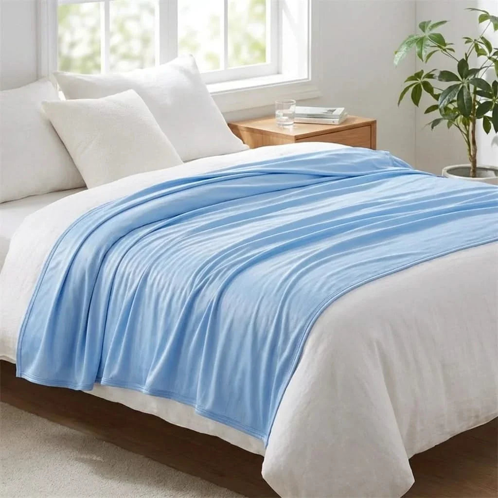 Cooling Blanket Lightweight Quick-Dry for Warm Nights