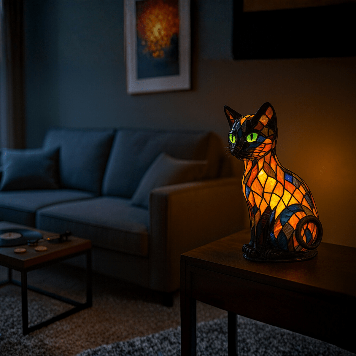 Tiffany bordlampe med kattefigur i farvet mosaikglas i vintagestil til stue eller soveværelse