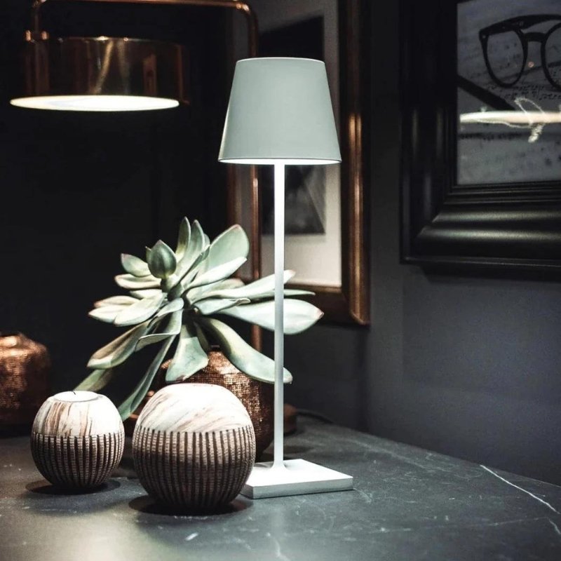 Cordless Table Lamp Rechargeable Waterproof for Outdoor Dining and Bedside