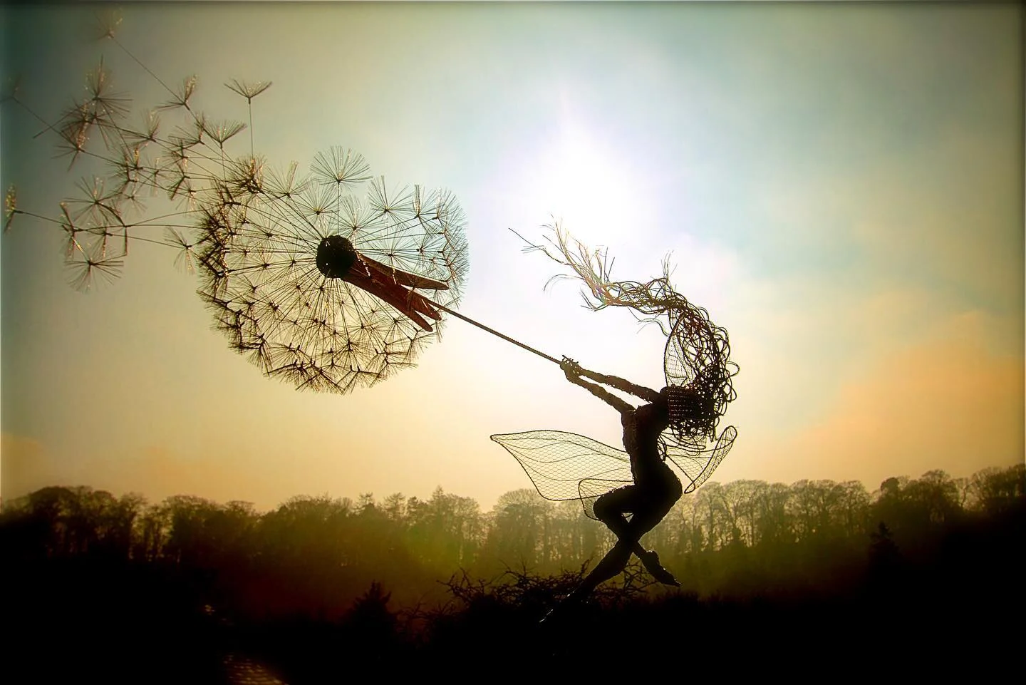 Fairy Garden Stakes Metal Dandelion Sculptures for Yard Decor