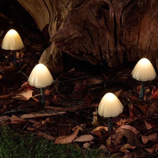 Solar Mushroom Garden Lights Outdoor Waterproof Stake Path Lights for Yard