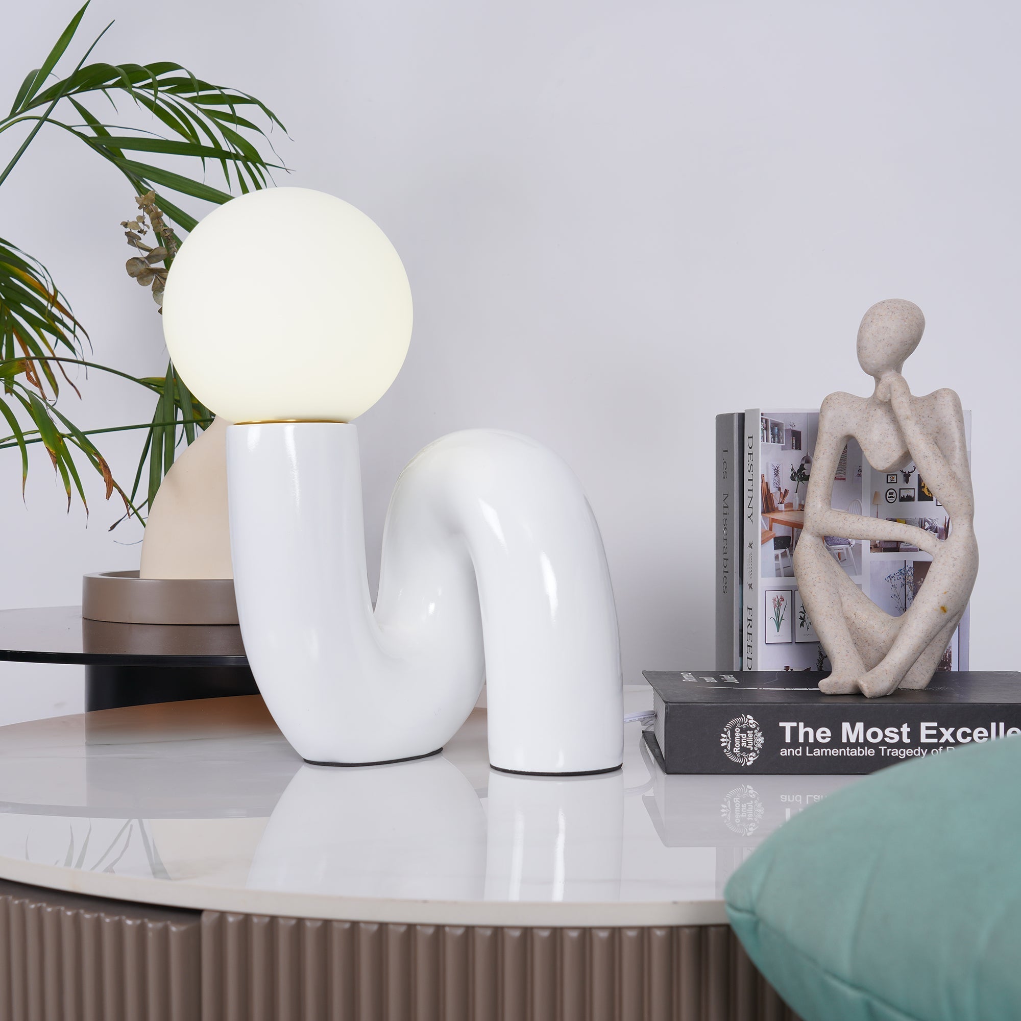 Spiral Glass Table Lamp Sculptural Resin Ribbon Shade Bedside Accent