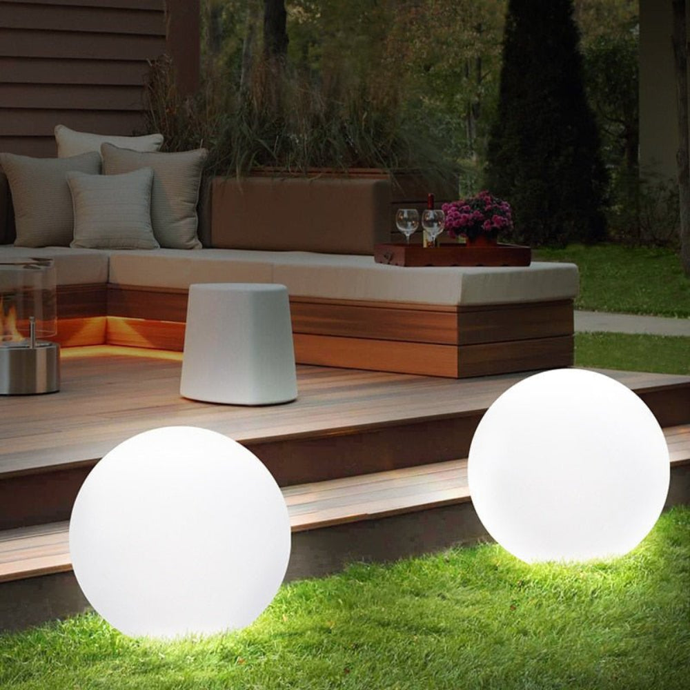 Solar Globe Light Outdoor Waterproof Ball Lamp for Lawn Garden and Pool