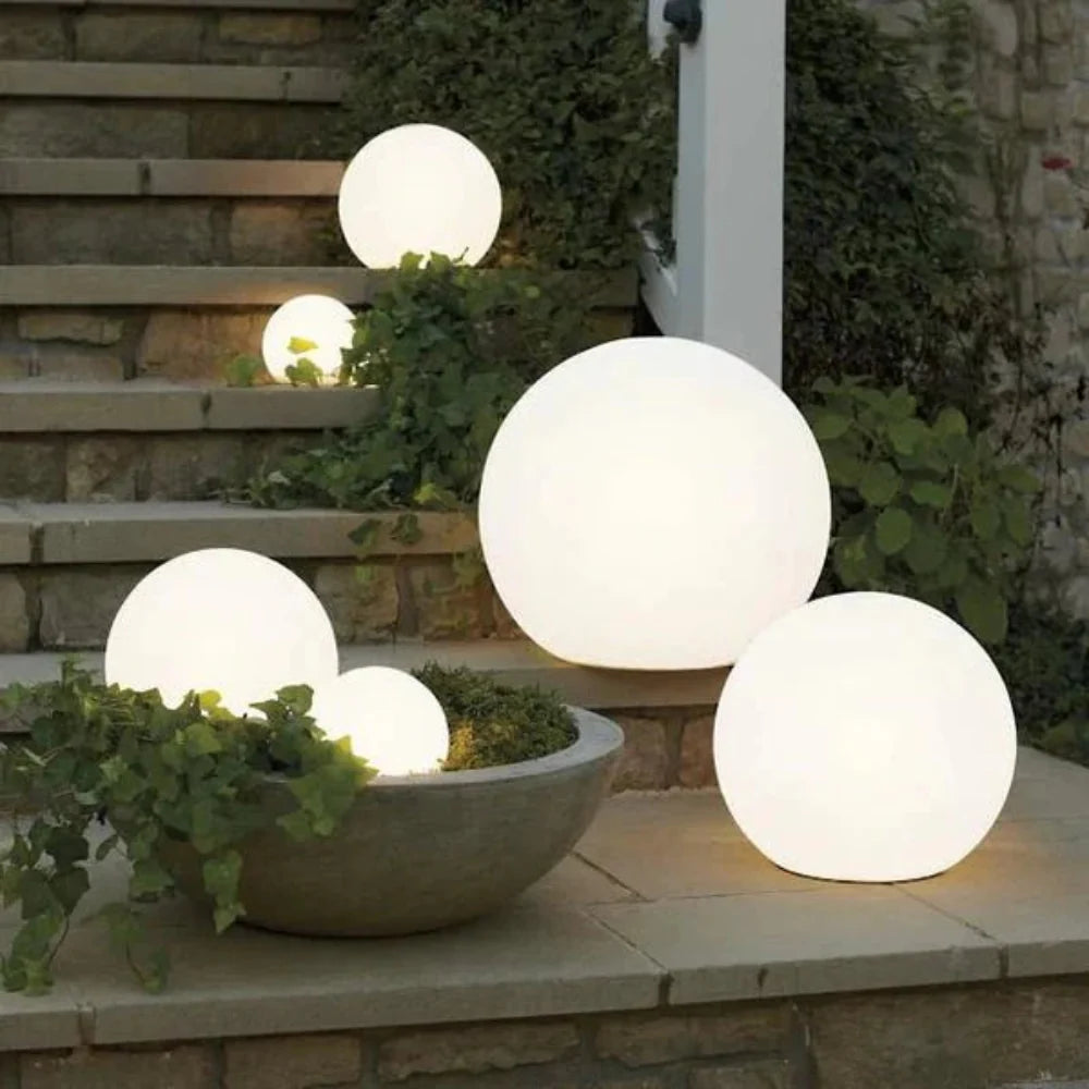 Solar Globe Light Outdoor Waterproof Ball Lamp for Lawn Garden and Pool