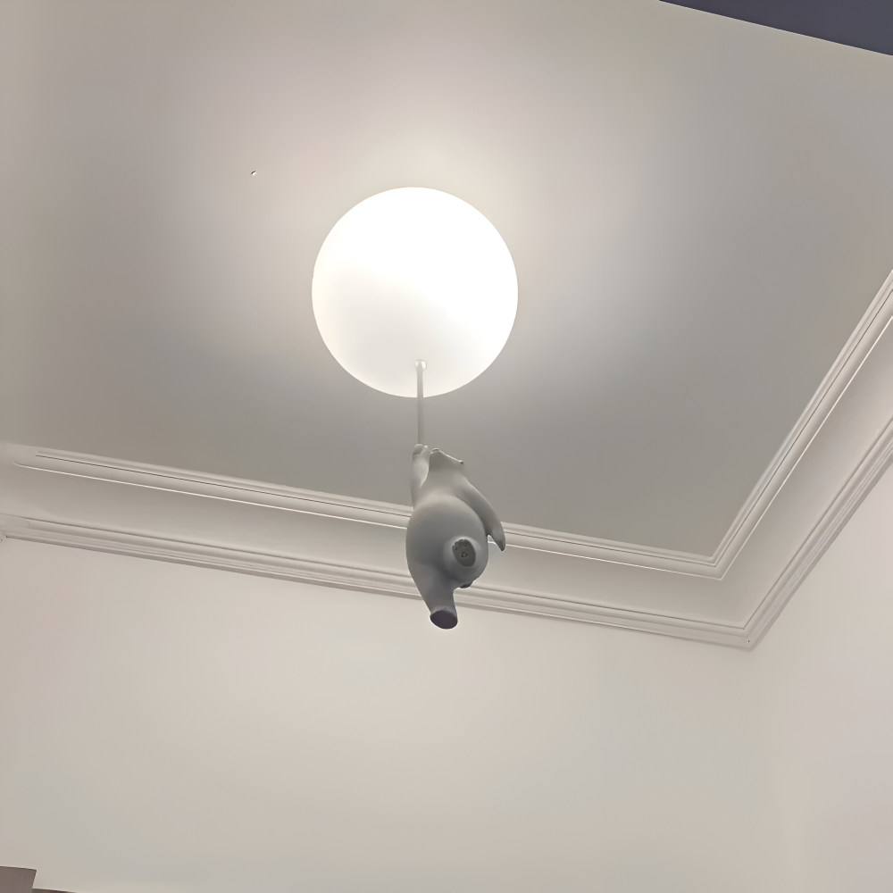 Ballonpendellampe med dyrefigur Glaskugle og skulptur