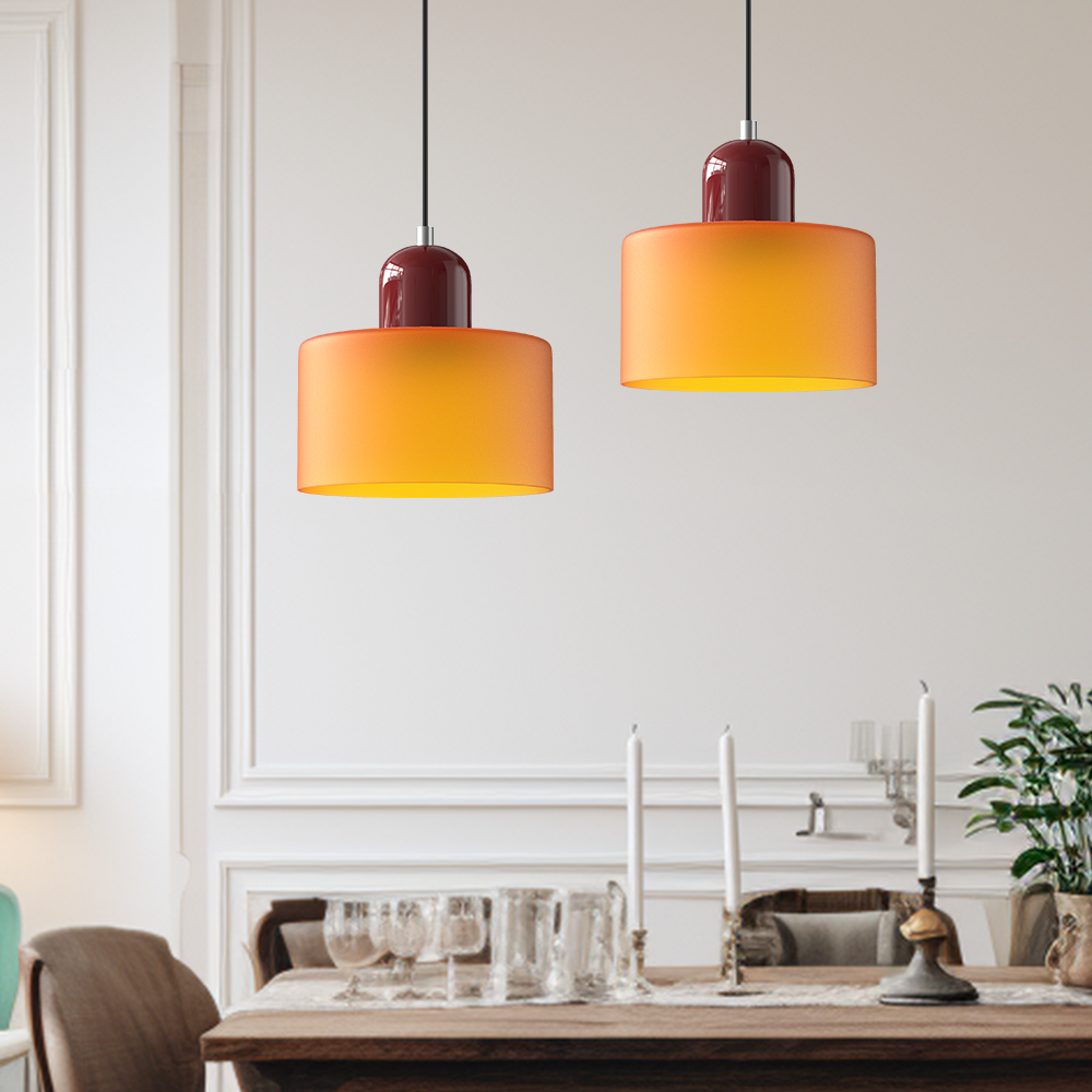 Loftslampe med cylinderformet glasskærm og kuppelformet top