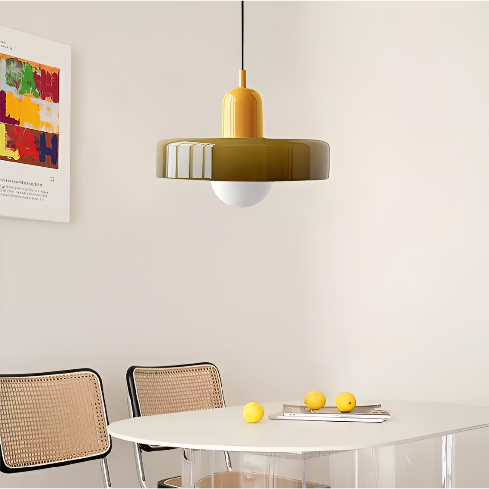 Loftslampe med pendel flad glasskærm med kuglepære