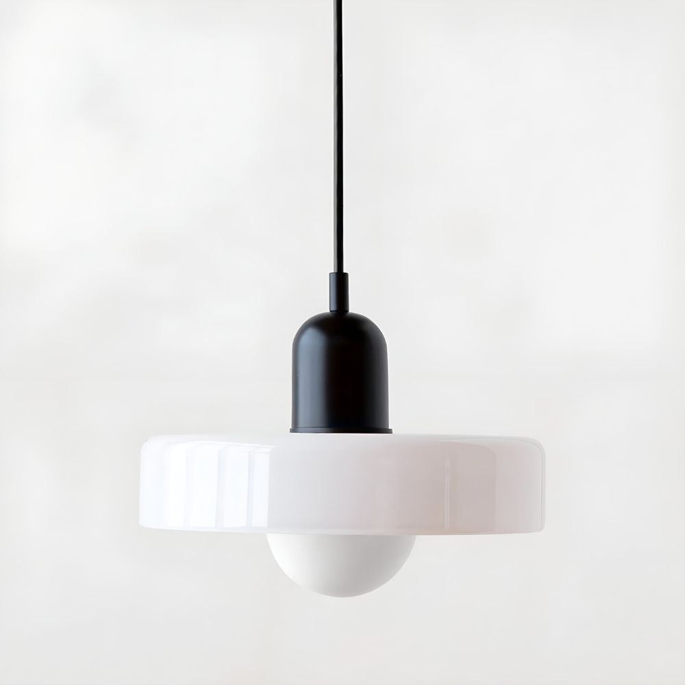 Loftslampe med pendel flad glasskærm med kuglepære