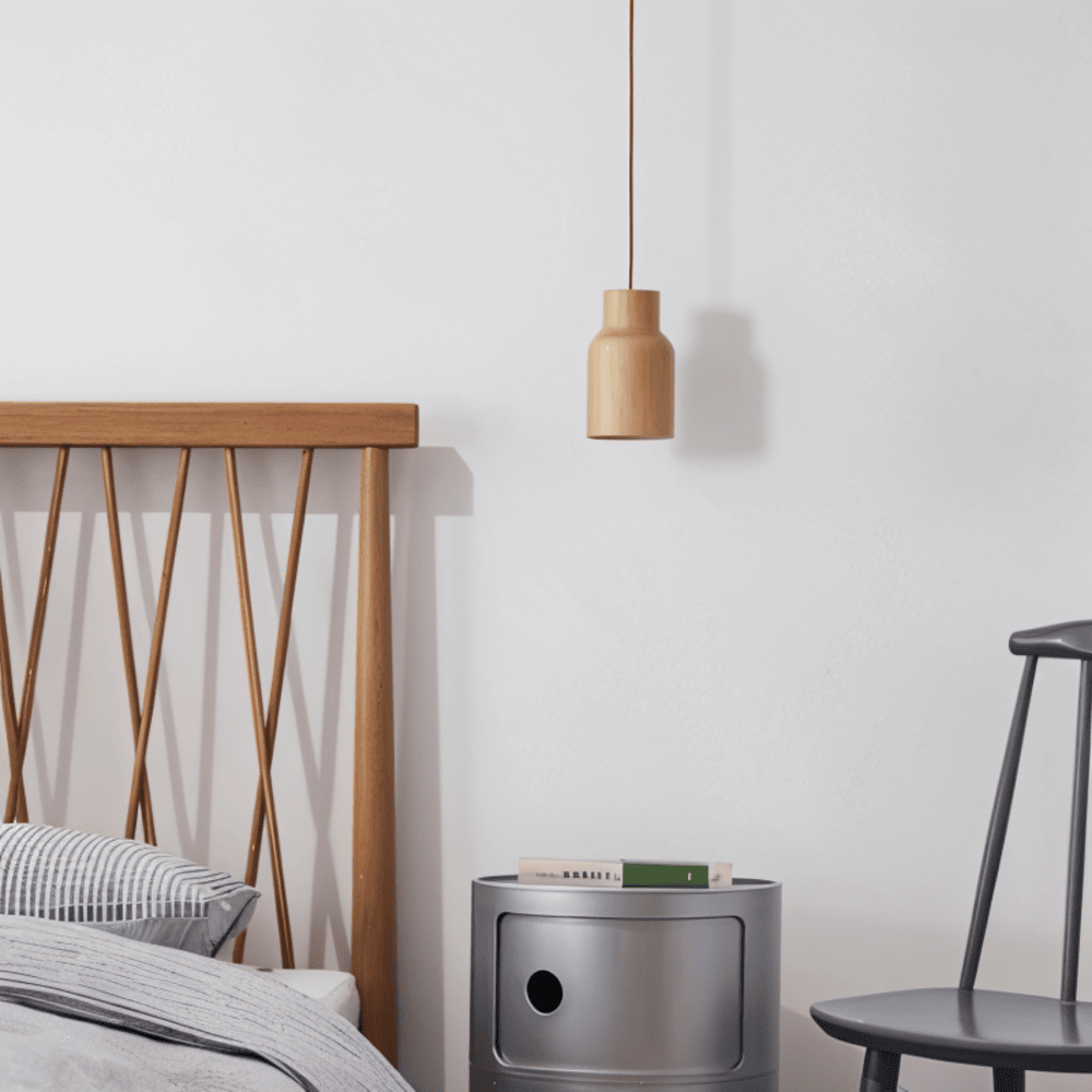 Pendel spisebordslampe i trædesign med spotlys