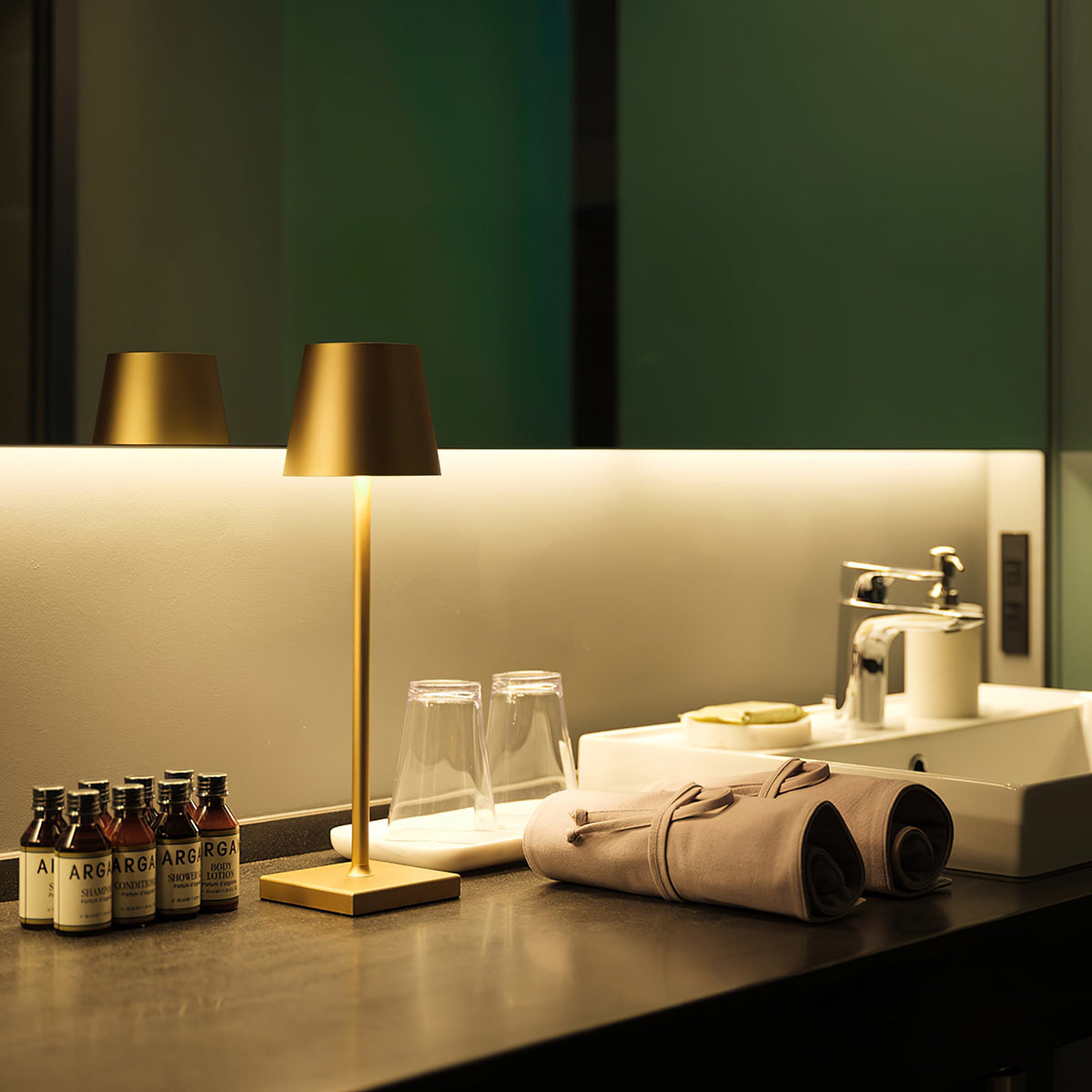 Cordless Table Lamp Rechargeable Touch Dimmable Portable Battery Light