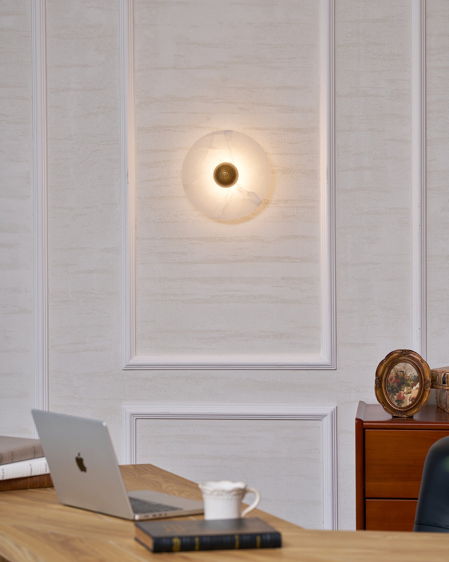 Alabaster Wall Light Natural Stone Disc Integrated LED Dimmable Sconce