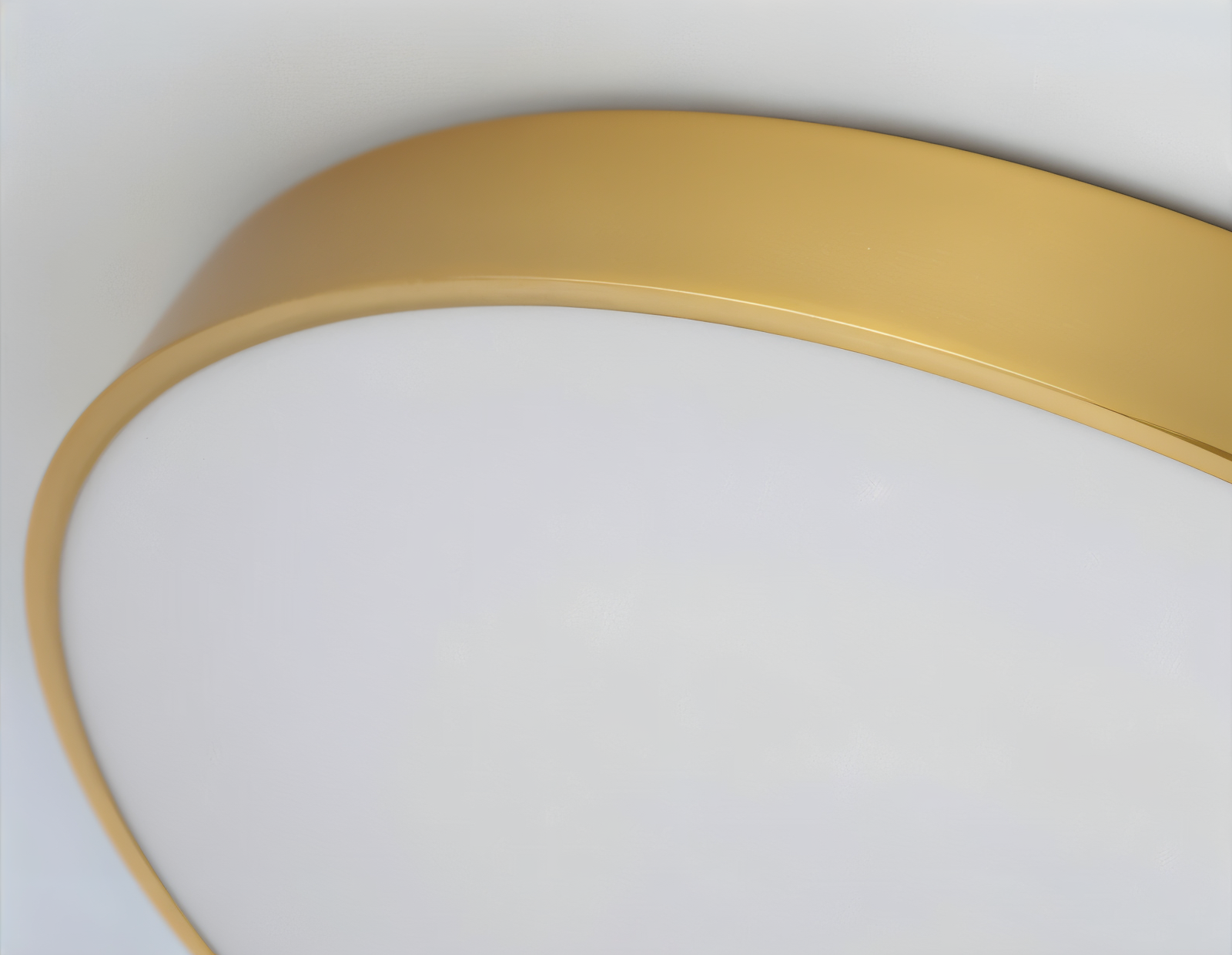 Rund LED loftlampe med slankt design