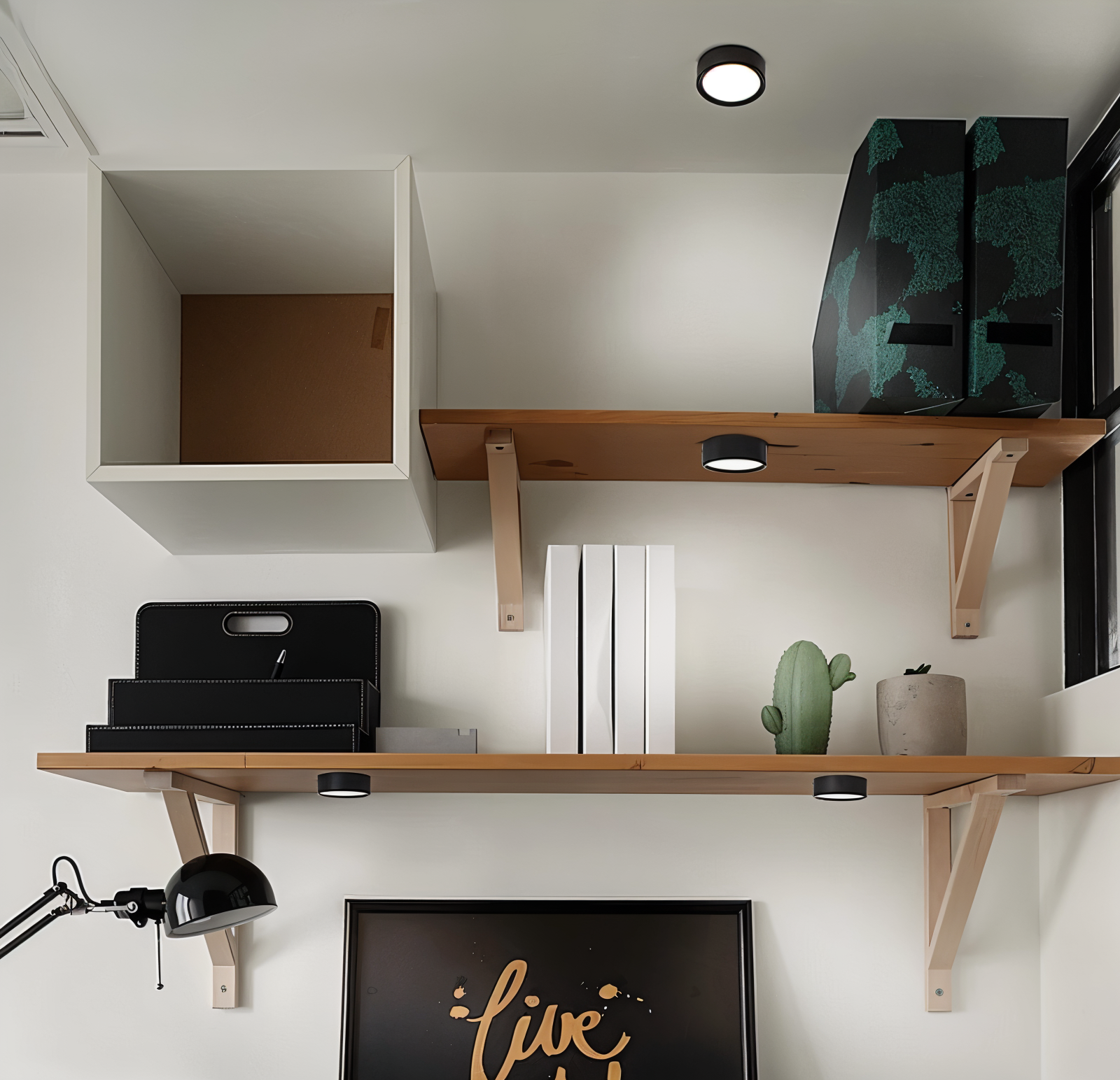 Rund LED loftlampe ultratynd med rillede detaljer