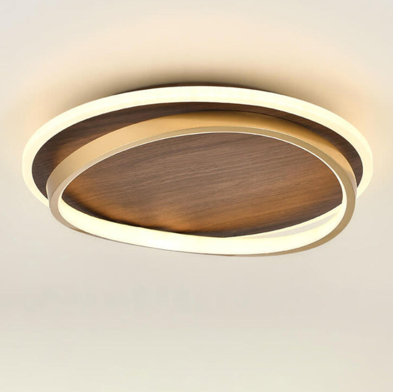 Rund loftslampe i tre lag delt design