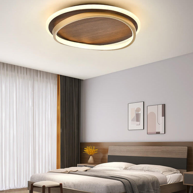 Rund loftslampe i tre lag delt design