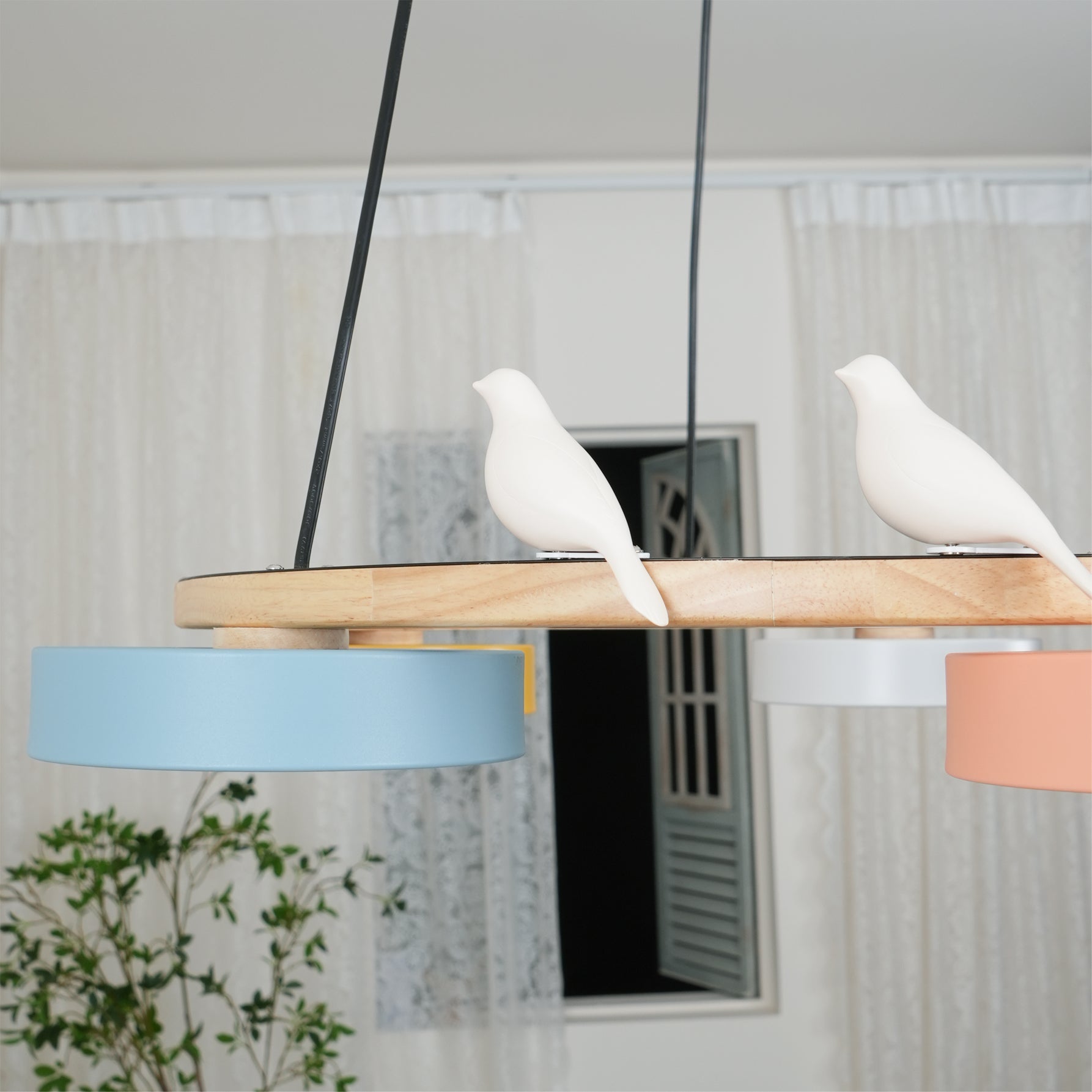 Round Wood Chandelier with Bird Figurines LED Dimmable Dining Room