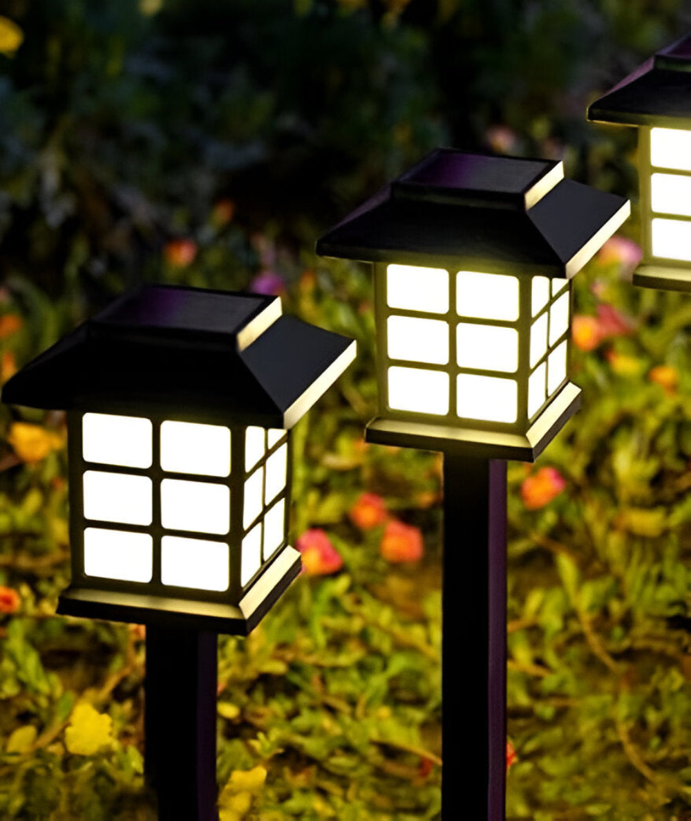 Solcelledrevne LED-havelamper i japansk lanternedesign