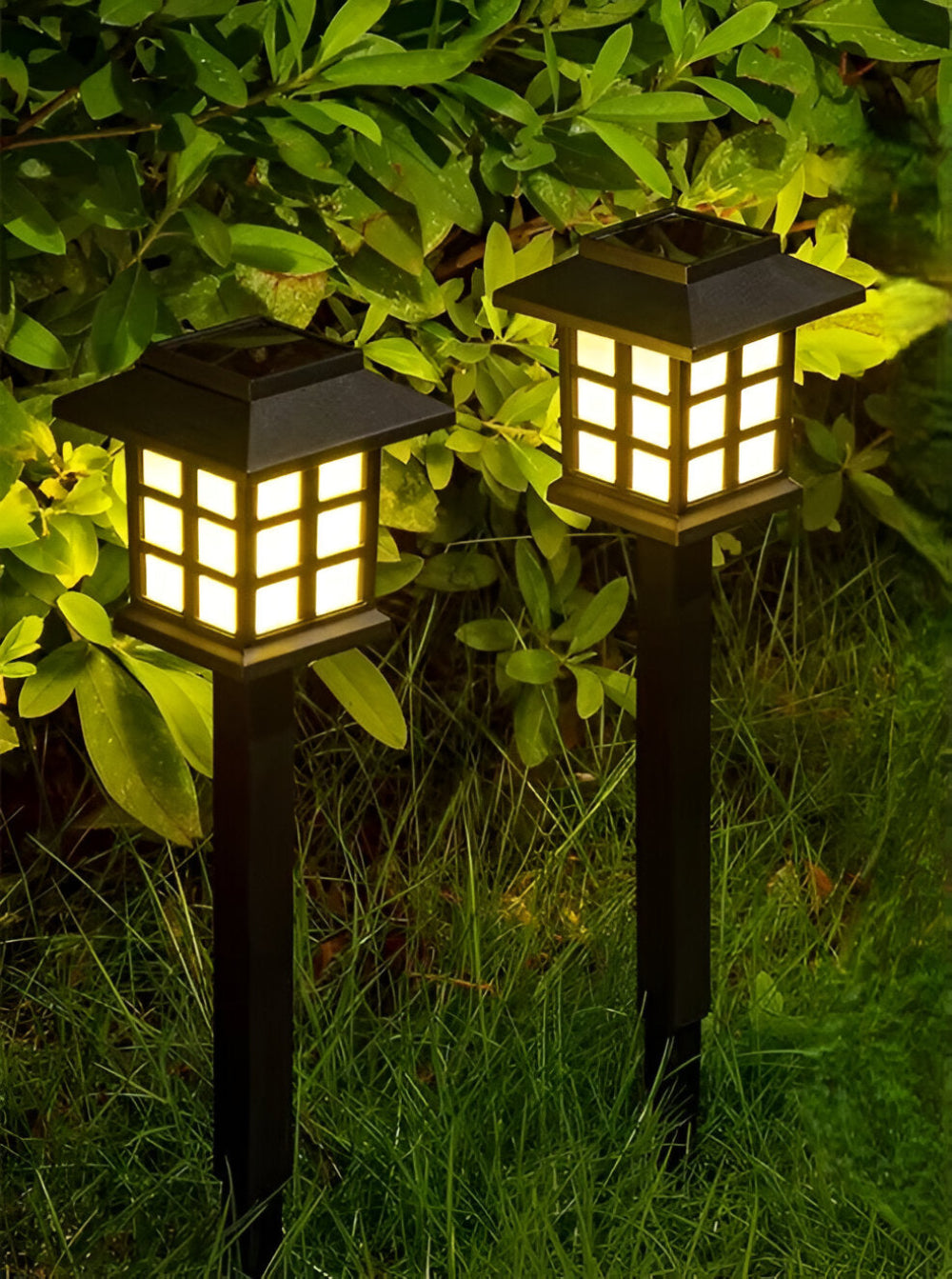Solcelledrevne LED-havelamper i japansk lanternedesign