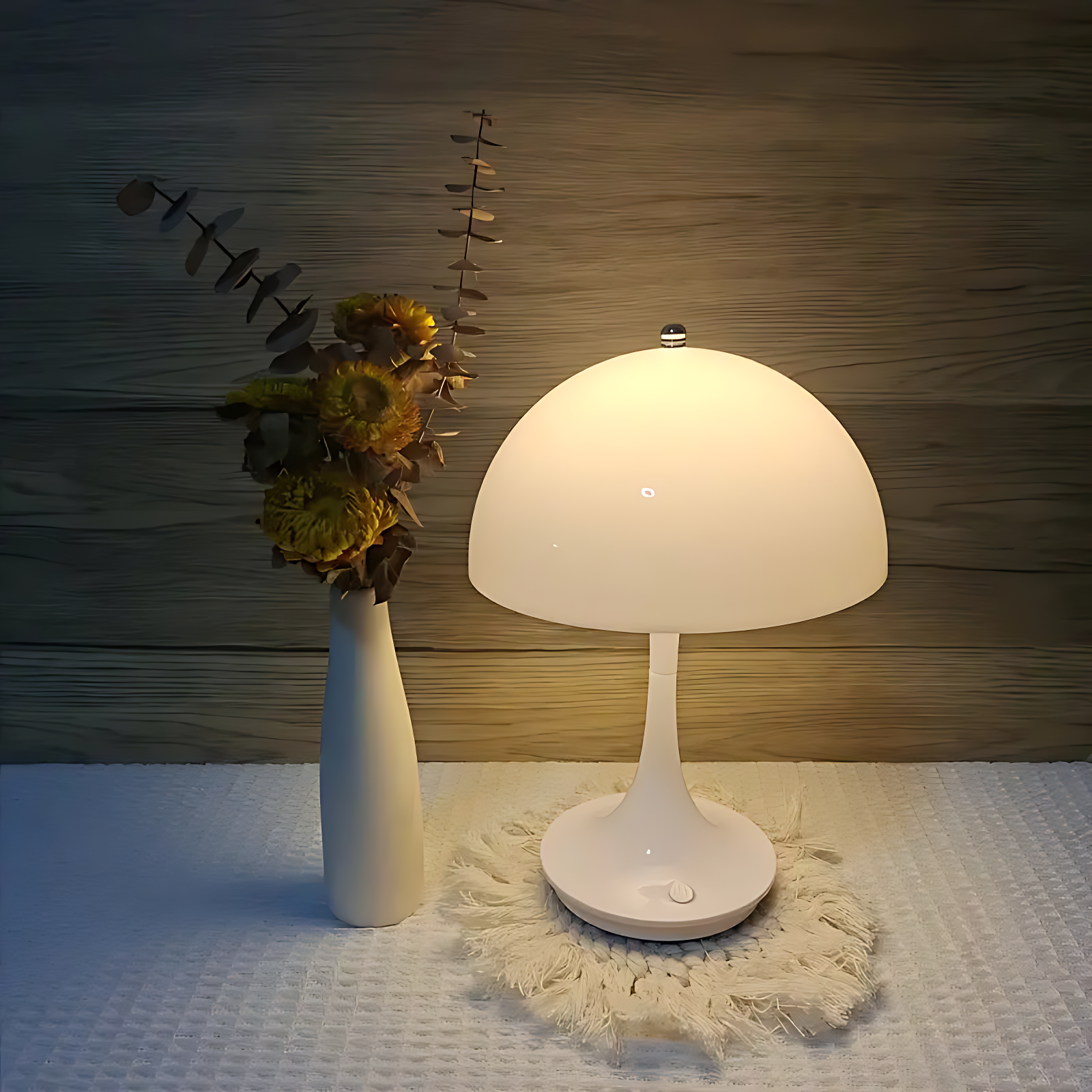 Trådløs LED-bordlampe med kuppelskærm