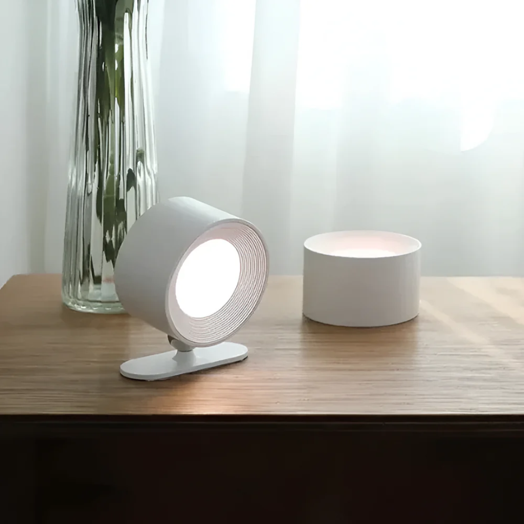 Trådløs LED væglampe med batterijusterbar retning