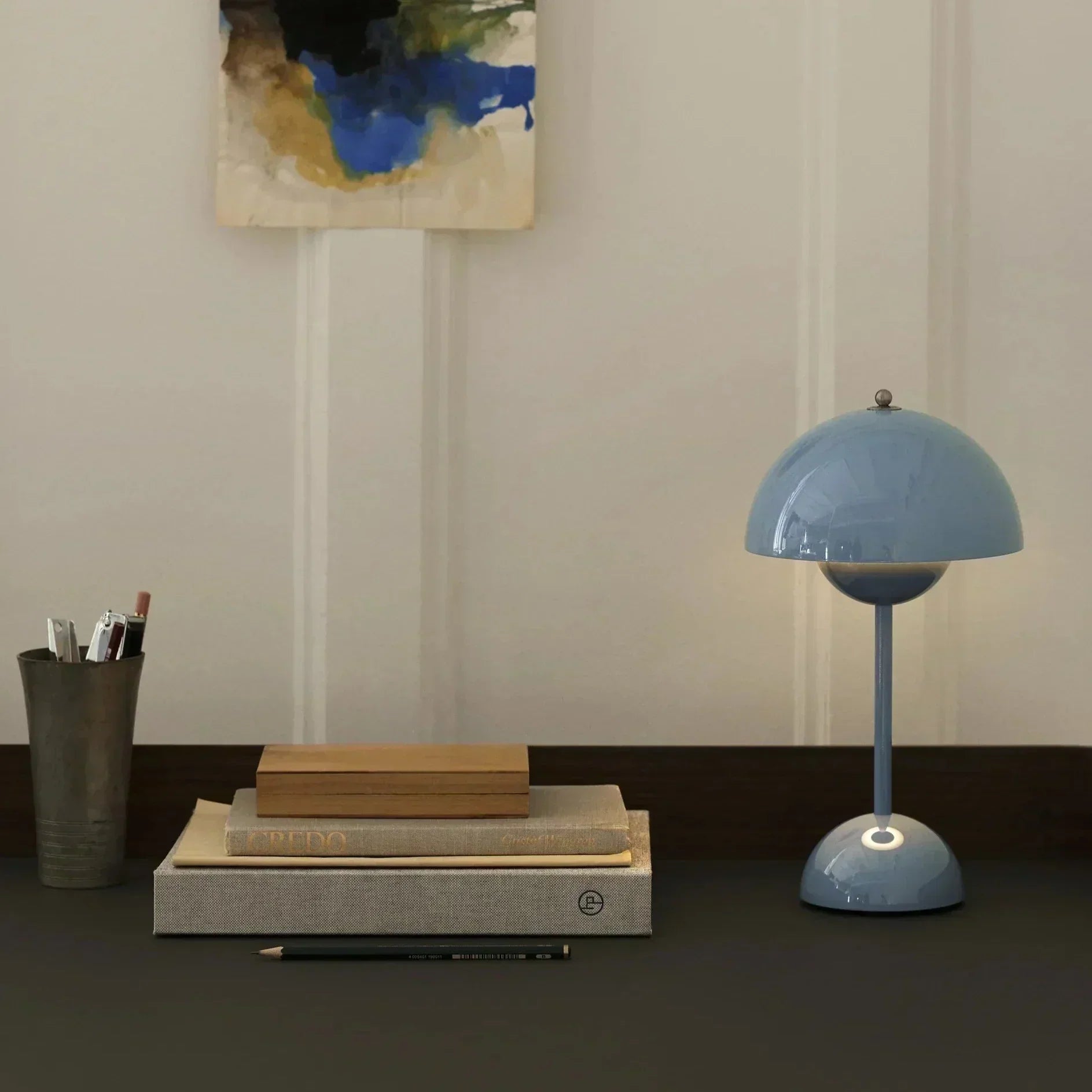 Trådløs bordlampe med kuppelskærm dæmpbar LED i retro skandinavisk design til stue eller soveværelse