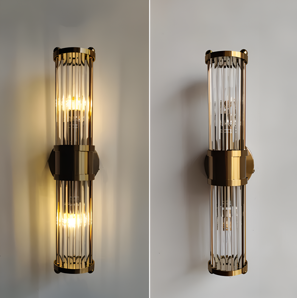 Væglampe med cylindrisk glasskærm og iriserende dekorativt bånd