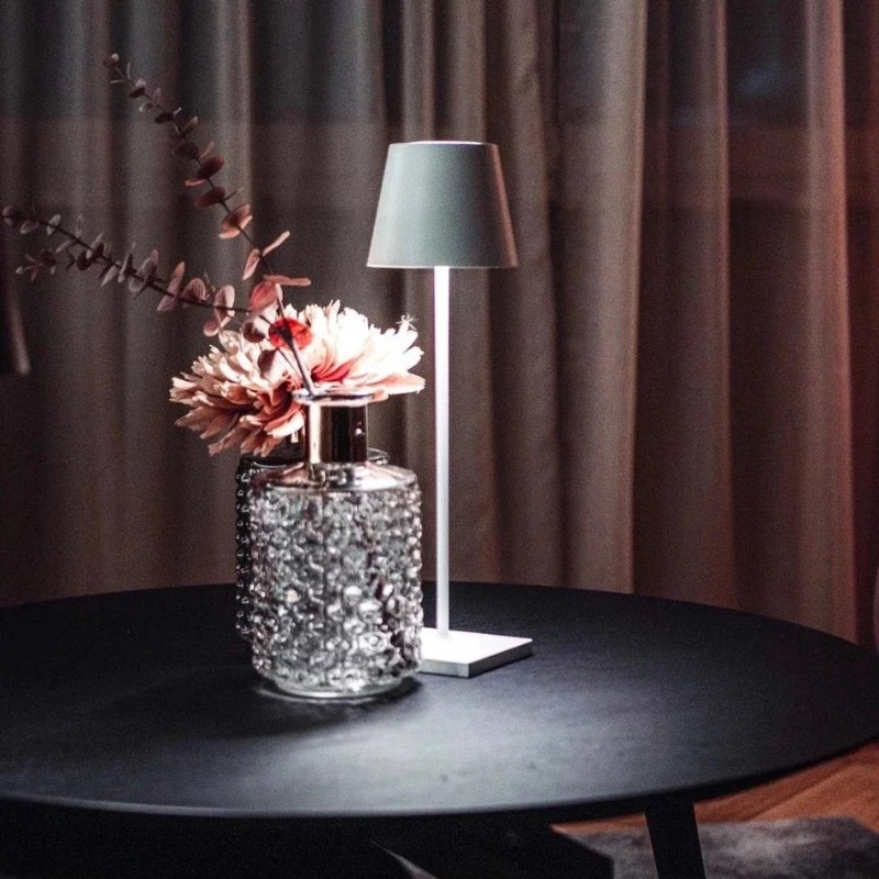 Cordless Table Lamp Rechargeable Waterproof for Outdoor Dining and Bedside
