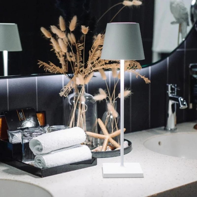 Cordless Table Lamp Rechargeable Waterproof for Outdoor Dining and Bedside