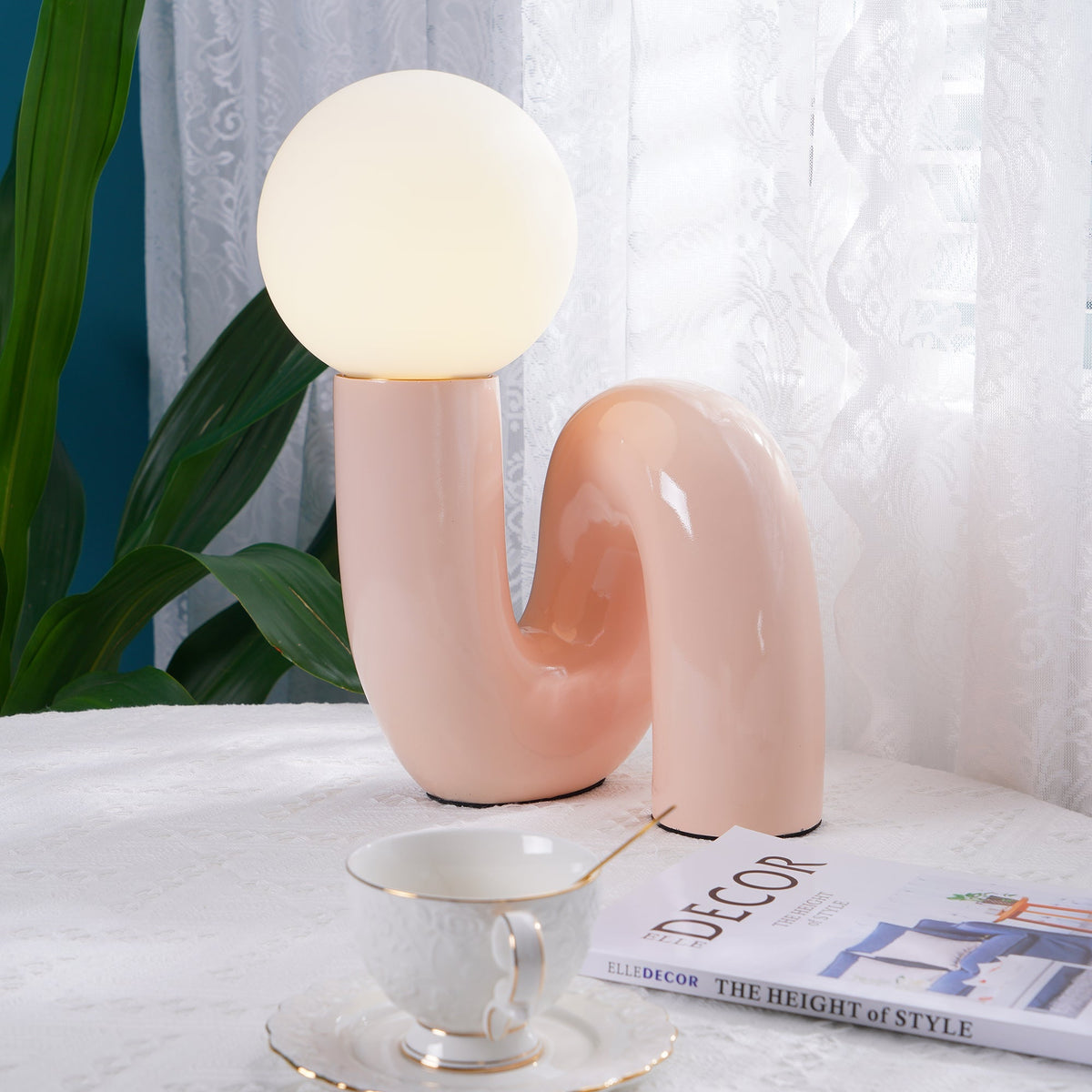 Spiral Glass Table Lamp Sculptural Resin Ribbon Shade Bedside Accent