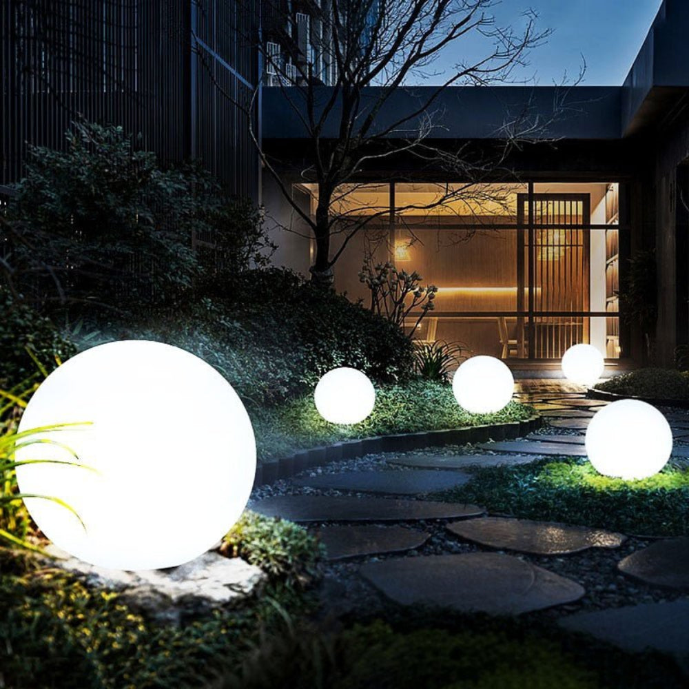 Solar Globe Light Outdoor Waterproof Ball Lamp for Lawn Garden and Pool